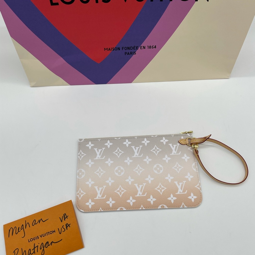 ❌❌sold❌❌Louis Vuitton By the Pool Neverfull Pouch